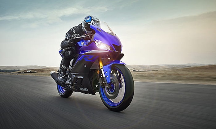 Yamaha YZF-R3 (2015-current): Review & Buying Guide-thumb