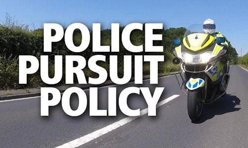 What is motorcycle police pursuit policy? Do you know better?-thumb