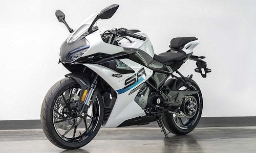 CFMoto 300SR redesign coming soon-thumb