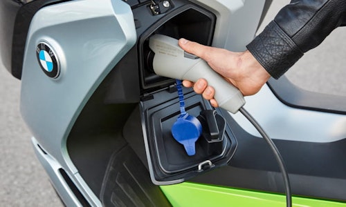 Government invests in 1,000 extra electric vehicle chargers-thumb