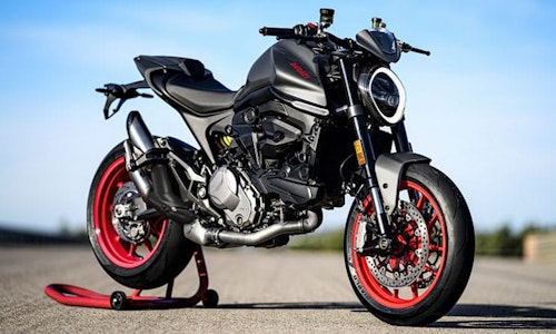 Ducati Monster SP coming for 2023-thumb