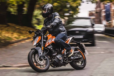 fully_comp_insurance_young_riders