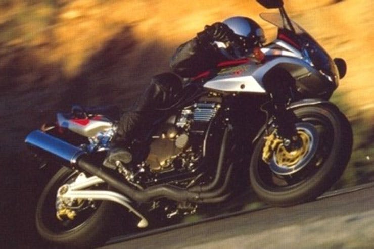 Kawasaki ZRX1200R/S (2001-2006) - Review & Buying Guide Kawasaki ZRX1200R/S (2001-2006) - Review & Buying Guide