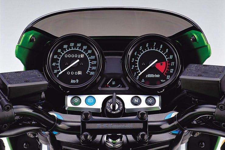 Kawasaki ZRX1200R/S (2001-2006) - Review & Buying Guide