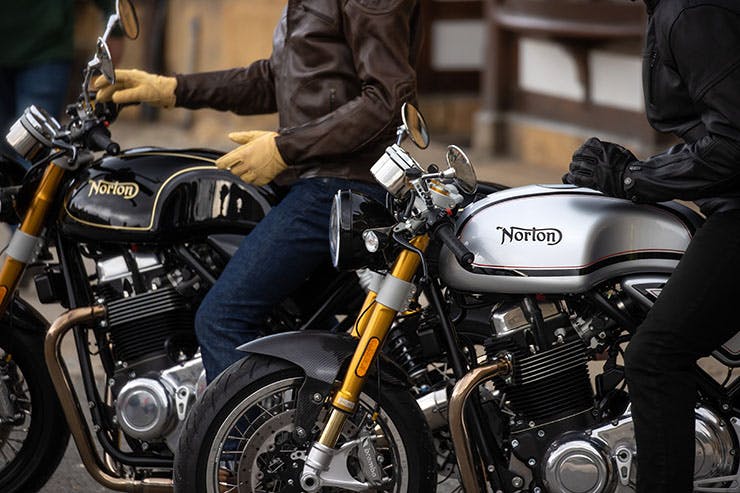 Norton Commando 961 2023 Review