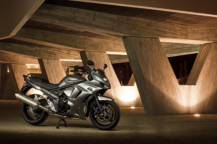 Amazon | オートバイブレーキパッド スズキ GSF1250 GSF1250S