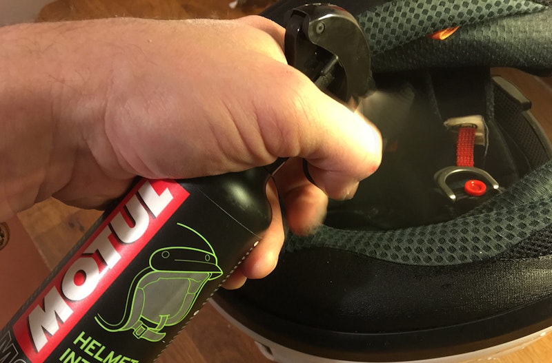 How to clean your motorcycle helmet