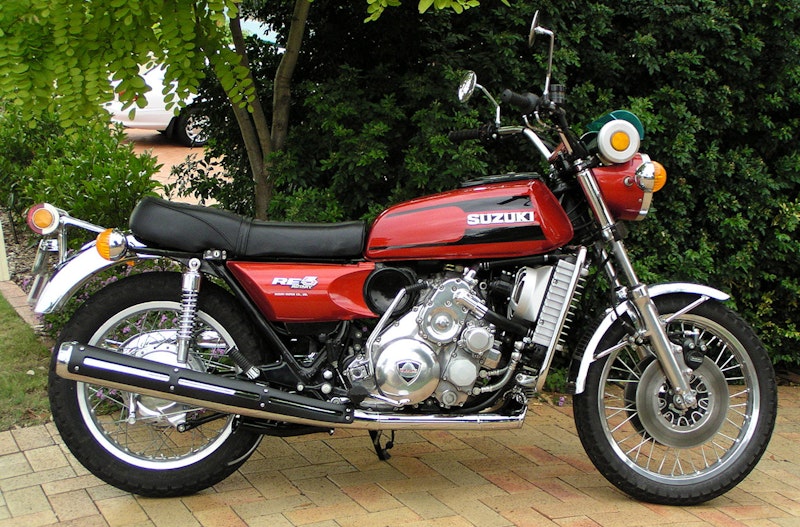 Suzuki RE5