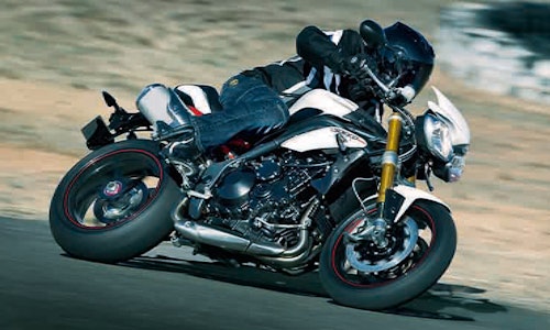 Triumph Speed Triple R (2012-2015): Review & Buying Guide-thumb