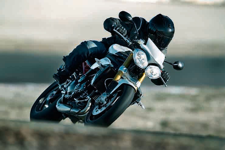 Triumph Speed Triple R (2012-2015): Review & Buying Guide