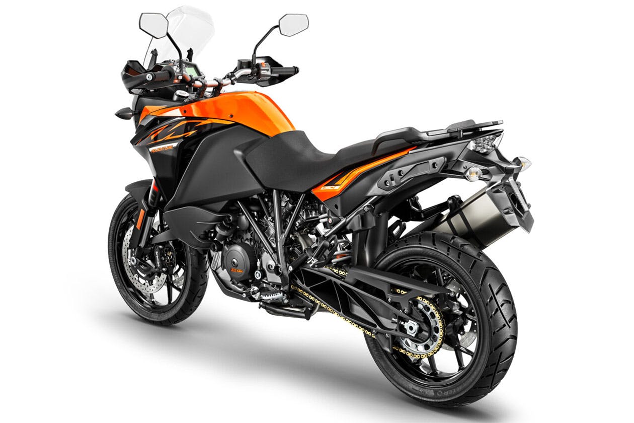 KTM 1090 Adventure 2017 2019 Review Buying Guide