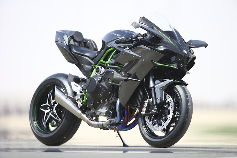 2015 Kawasaki Ninja H2R side-on