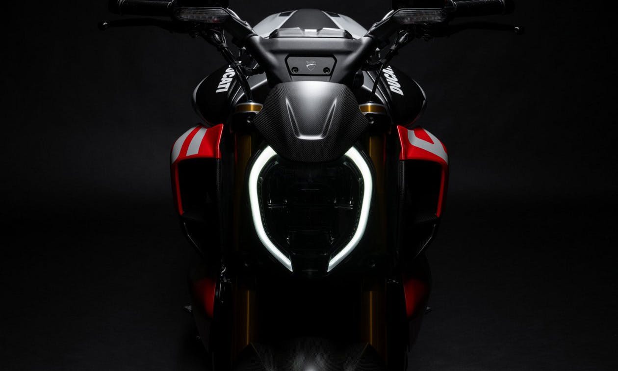 【stm】 Ducati Panigale V4 SP Review 2021