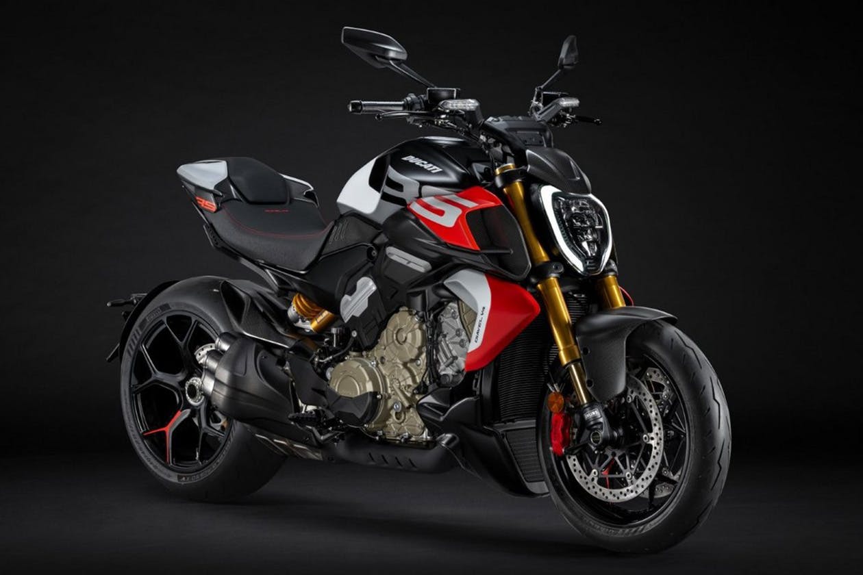 【stm】 Ducati Diavel V4 RS (2026) – Technical Review