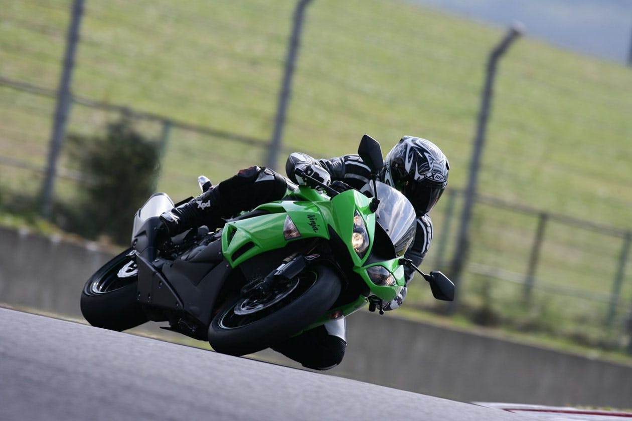 Kawasaki Ninja ZX-6R (2009-2012) - Review & Buying Guide
