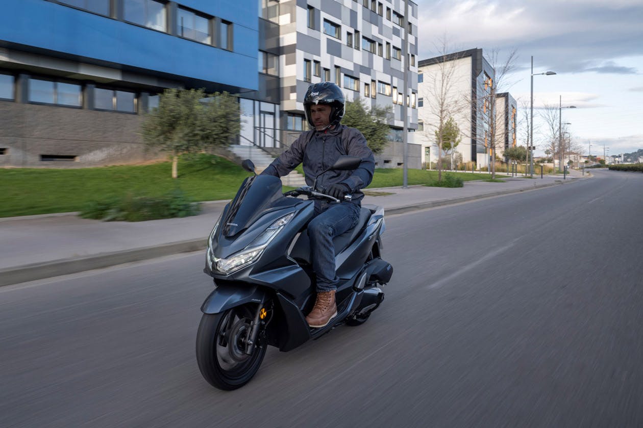 Honda PCX125 (2021-current) - Review & Buying Guide