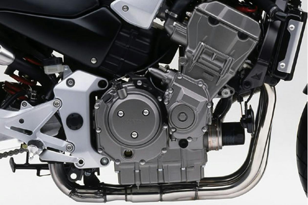 Honda CB900F Hornet (2001-2007) - Review & Buying Guide