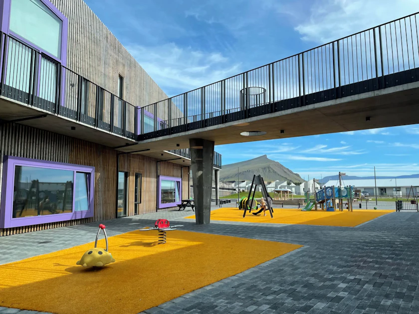  Garðasel Kindergarten Illustration 