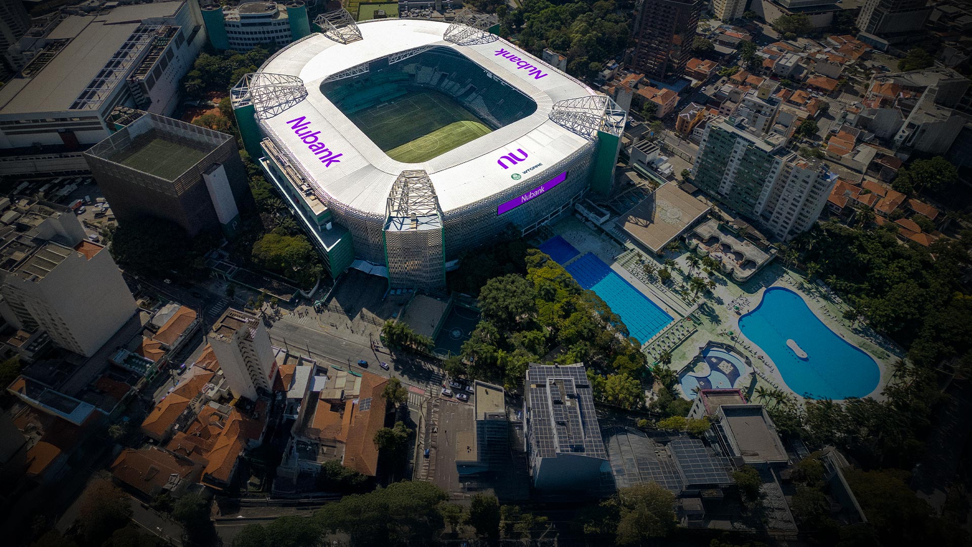 Imagem aérea da Arena com logotipo Nubank na Fachada