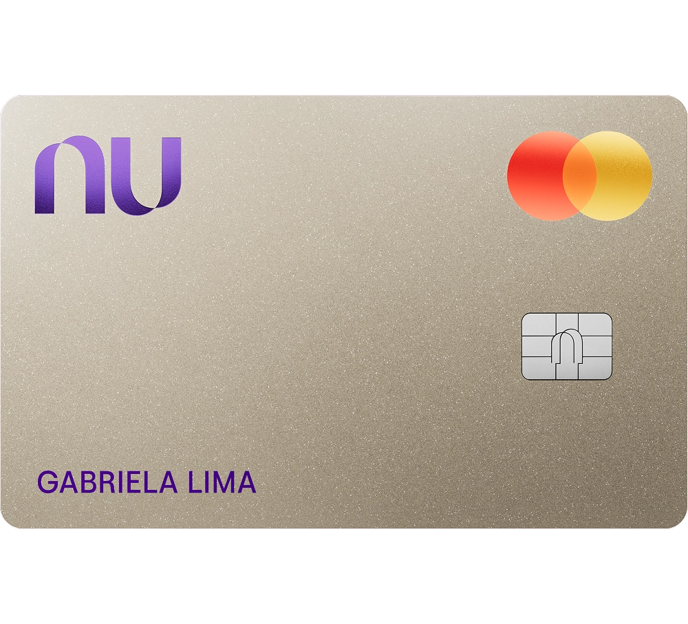 O cartão de crédito Nubank Croma tem a cor dourada