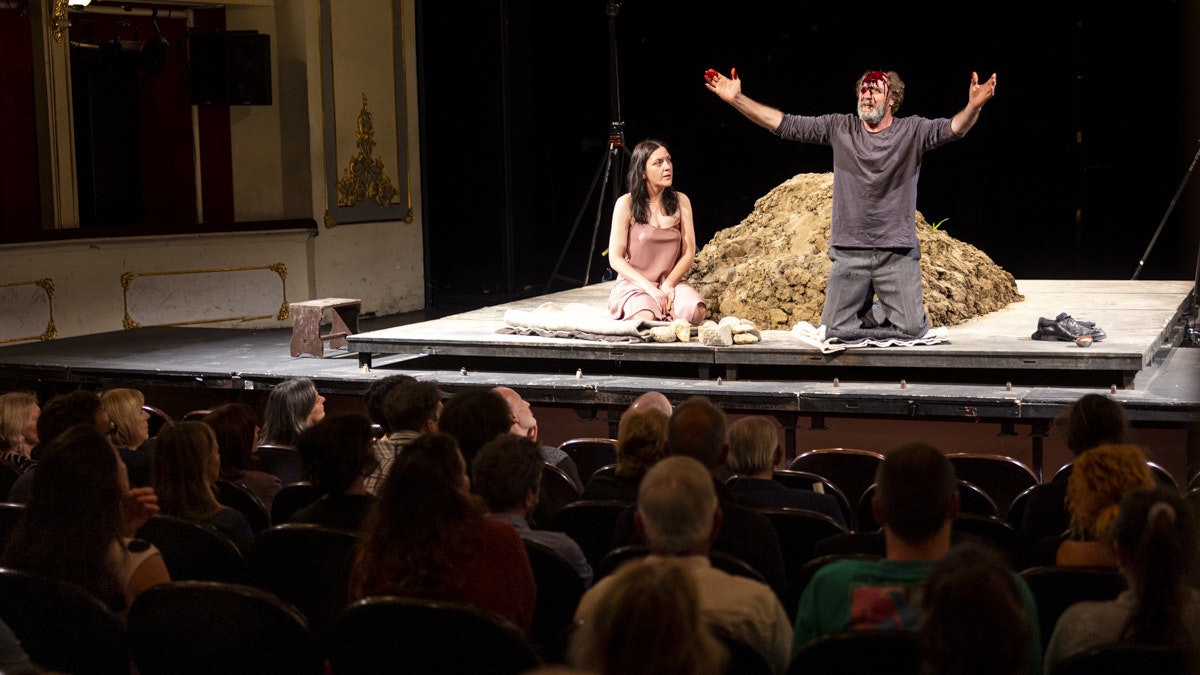 Branko Hojnik za scenografijo