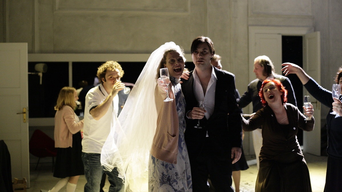 Goga, čudovito mesto, Drama SNG Maribor, 2011