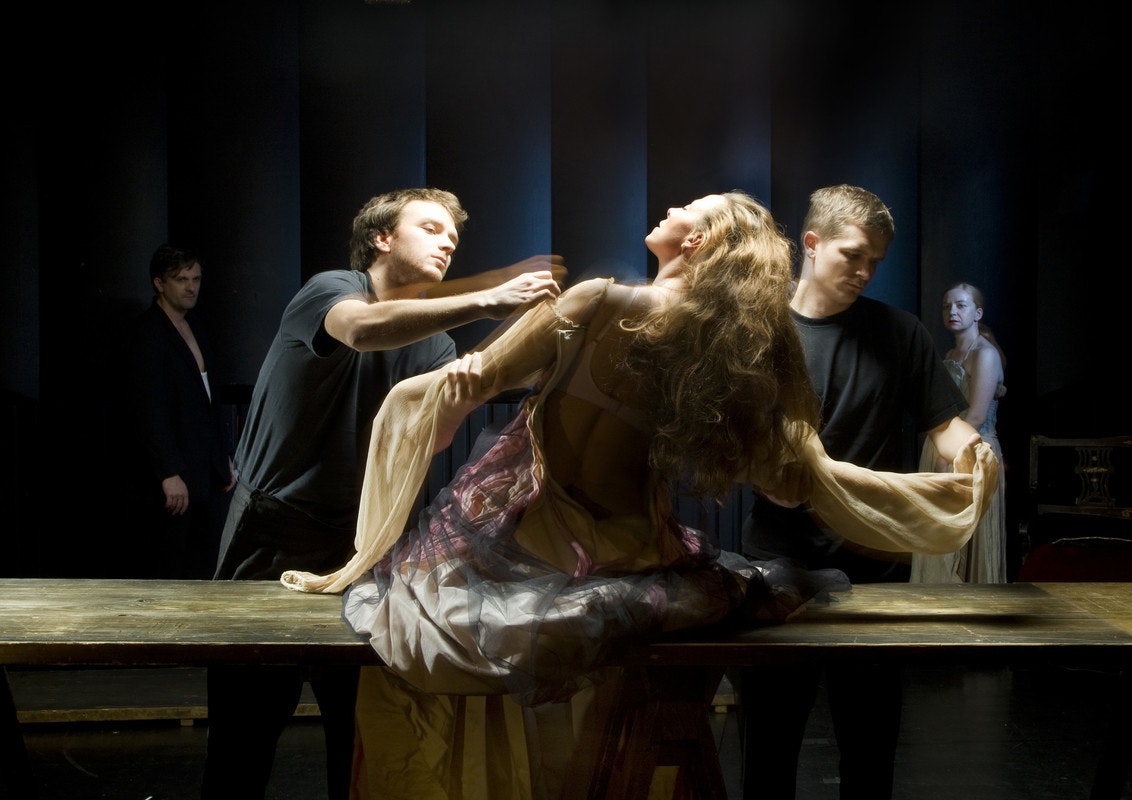 Veter v vejah borov, Drama SNG Maribor, 2009