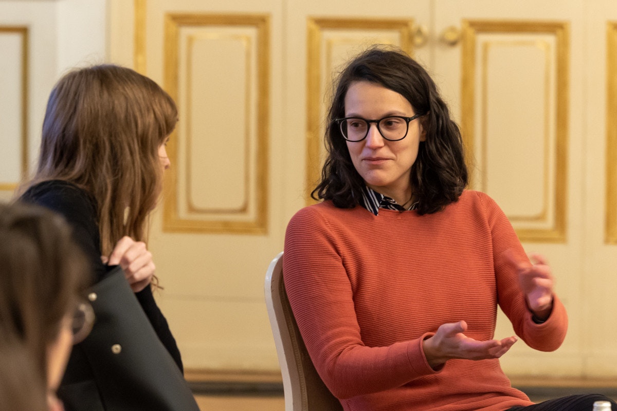 Ana Lah, novinarka Večera