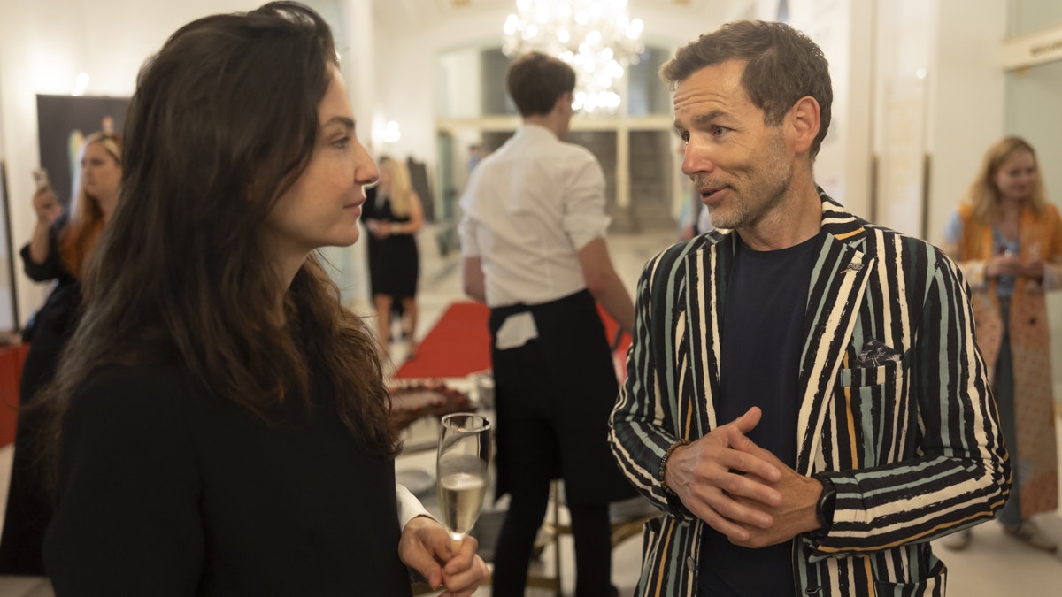 Konec sveta pogostitev in priklon