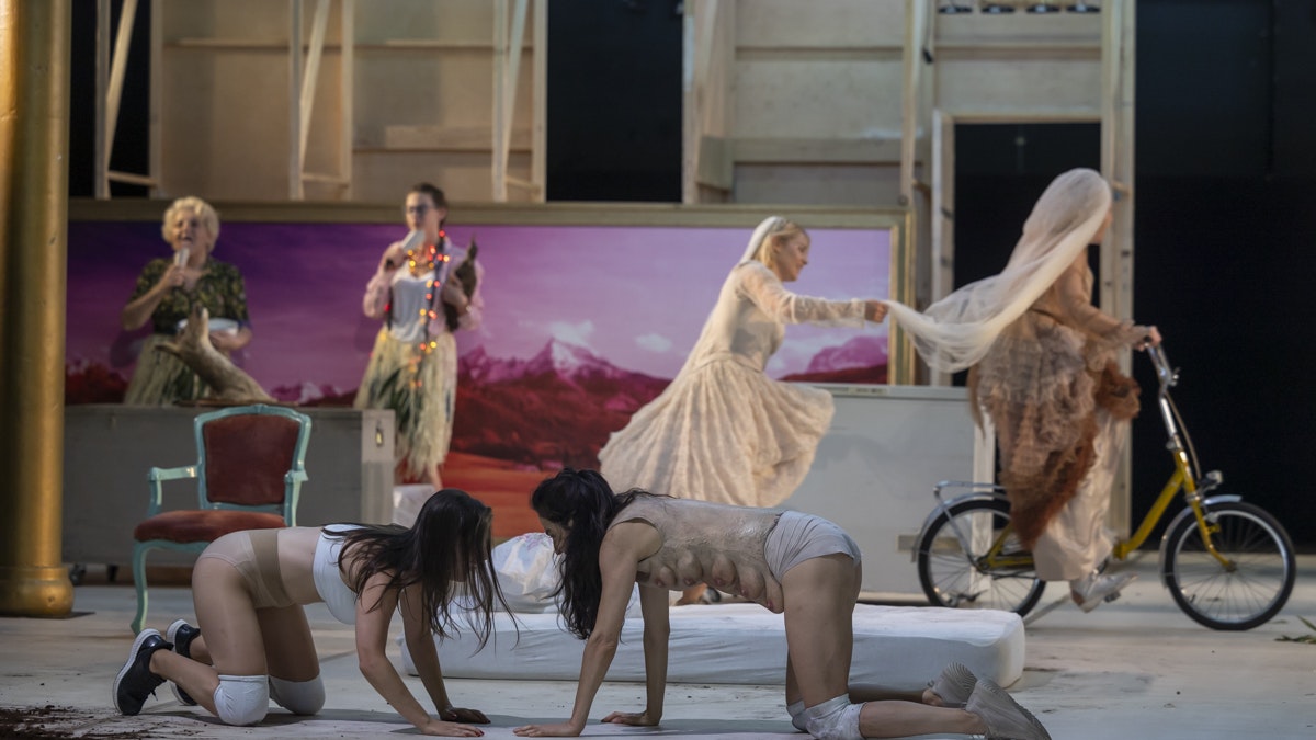 Konec sveta pogostitev in priklon