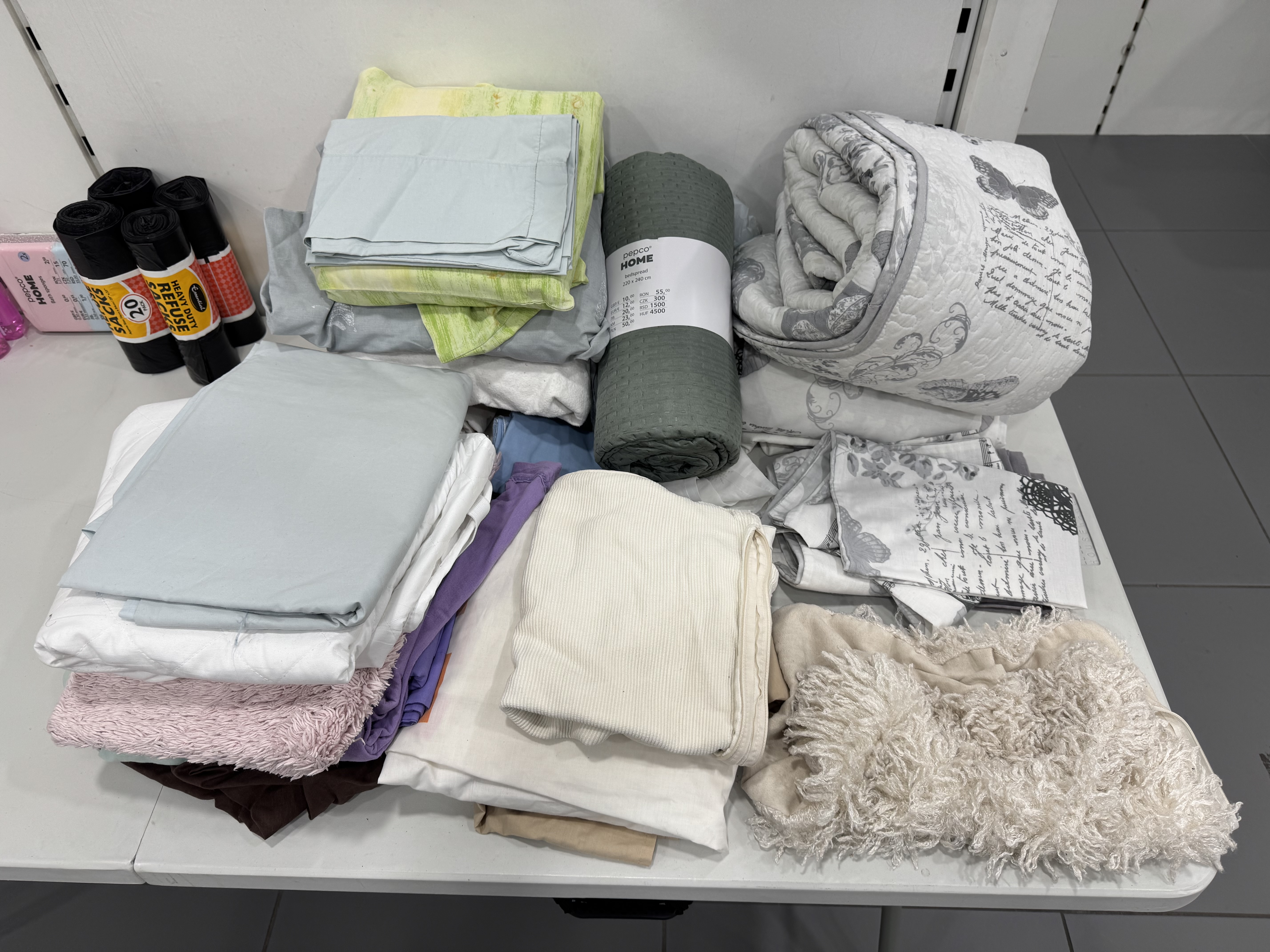 Blankets donated to Jamaica