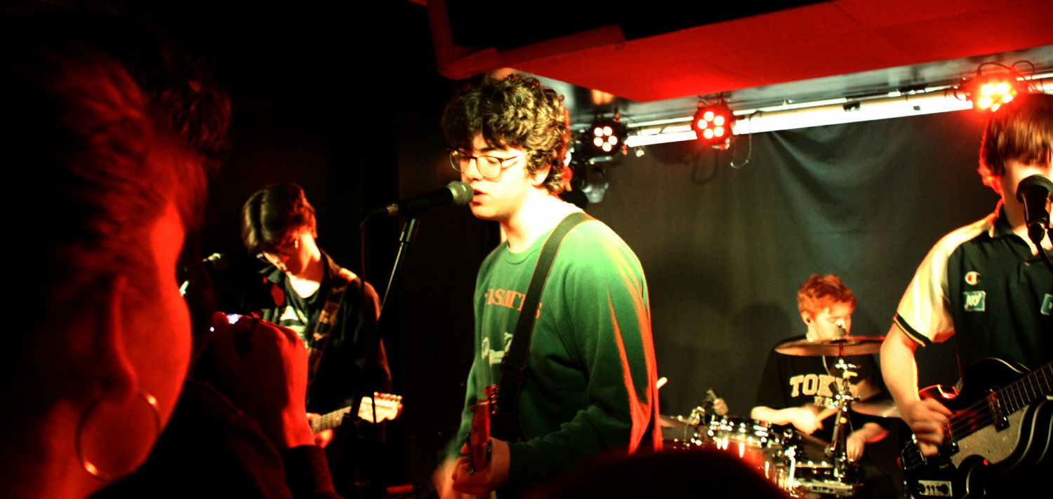 Sam Milne and The Tyrants playing The Smokehouse