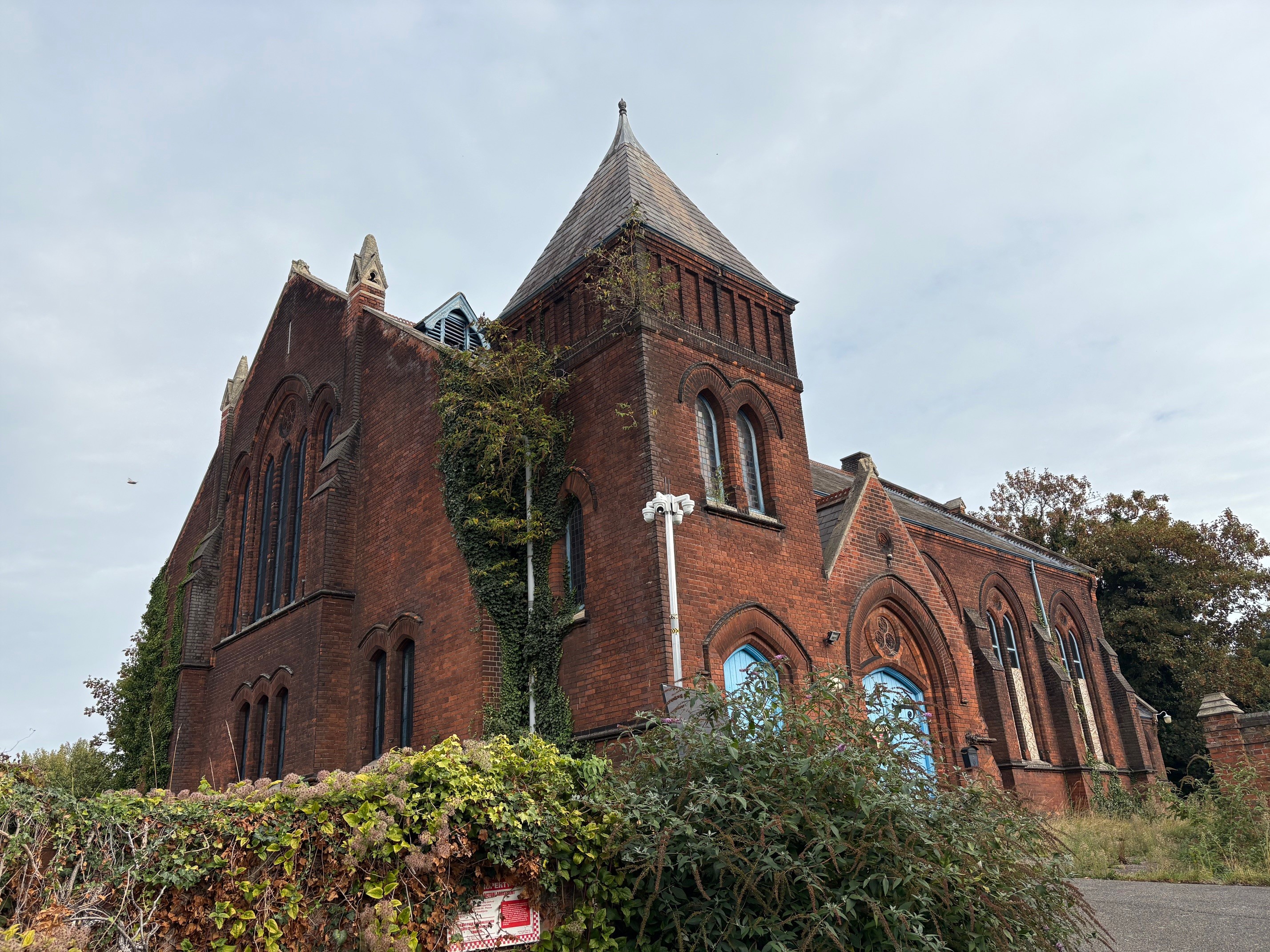 The former St Clements Congregational Church on Back Hamlet