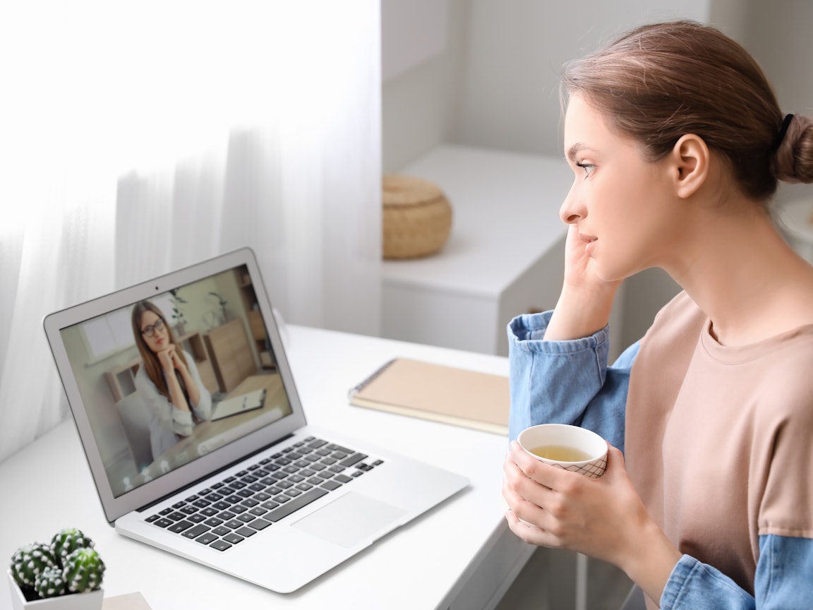 Online-Psychotherapie mit KIRINUS Online-Psychotherapie mit KIRINUS