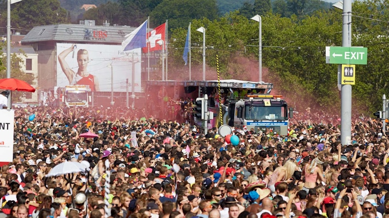 Desfile en la calle Image for Desfile en la calle