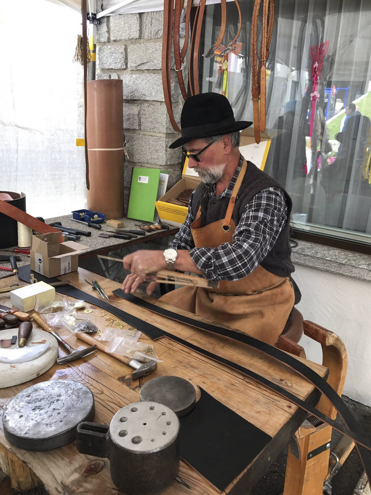 Image for Tradizione-Wuchunänd Bettmeralp