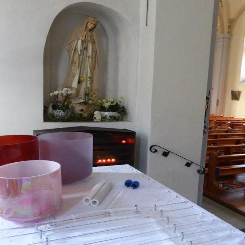 Klangmeditation mit Bergkristallinstrumenten Image for Klangmeditation mit Bergkristallinstrumenten