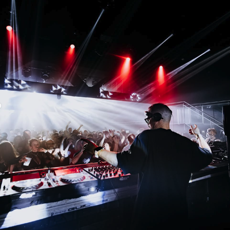 Tanzkarussell präsentiert: Tag am See mit EINMUSIK & RAFFA GUIDO Image for Tanzkarussell präsentiert: Tag am See mit EINMUSIK & RAFFA GUIDO