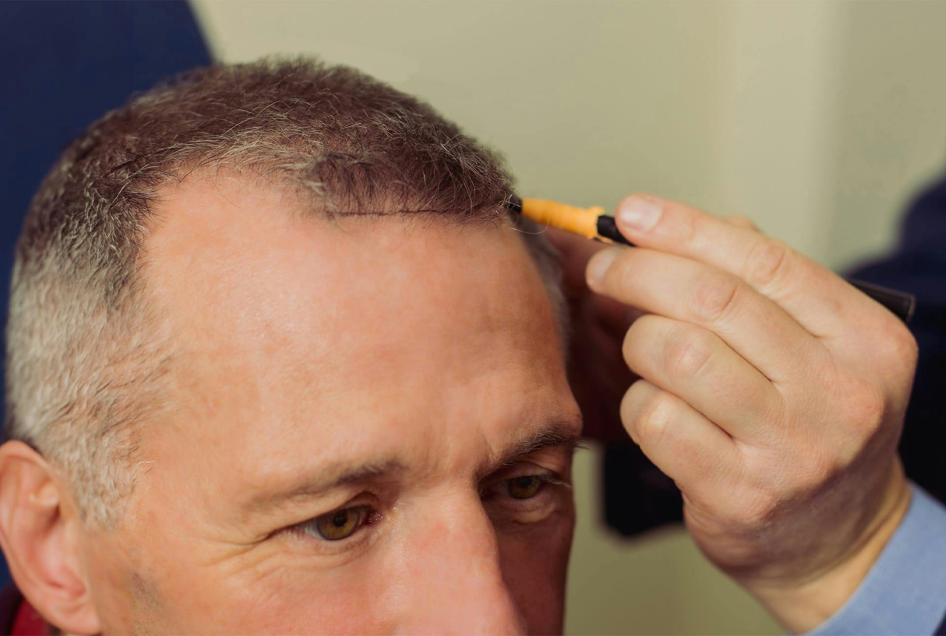 Dr. Wolfeld and patient during treatment