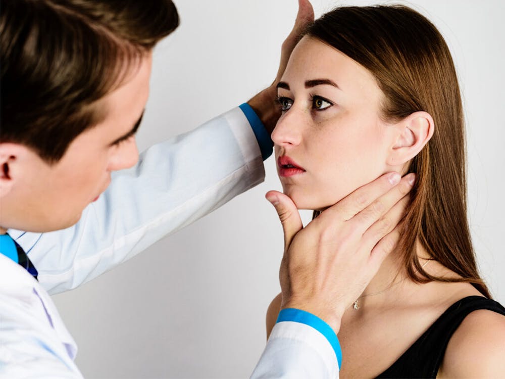 Factors to consider when evaluating the cost difference between primary and revision rhinoplasty include the fees of the plastic surgeon, anesthesia fees, and the cost of the surgical facility.