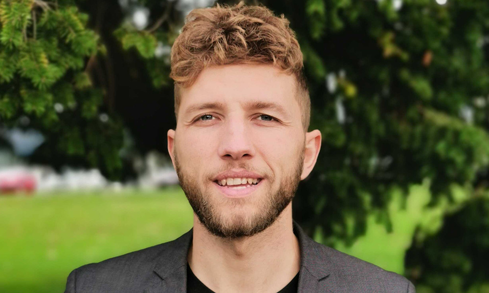 A head and shoulders photo of Fenn