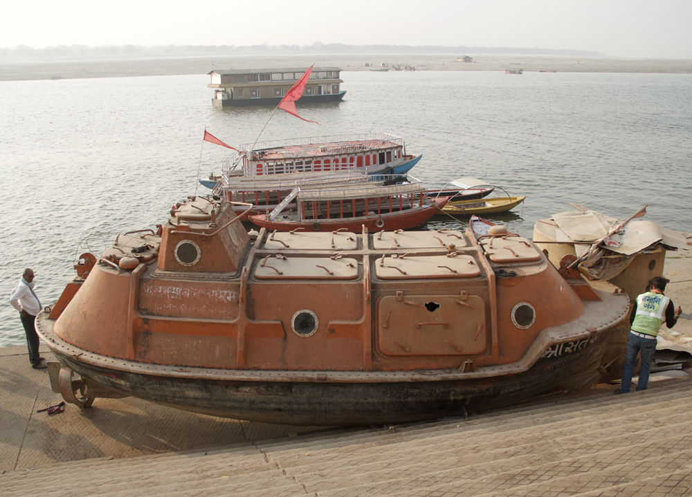 elliot collins varanasi lifeboat