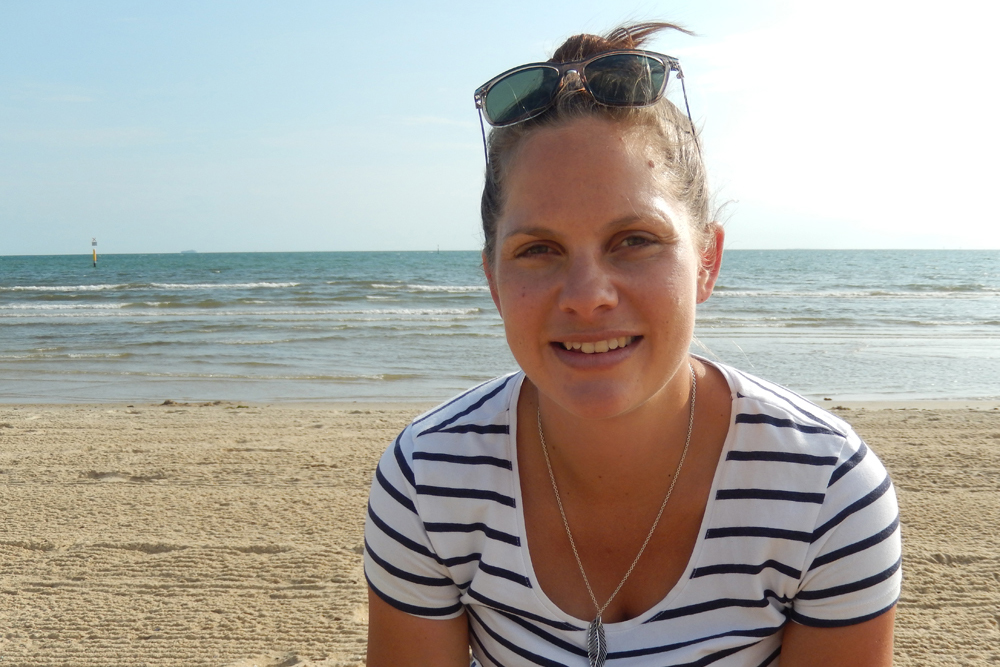 Johanna Peek image at the beach