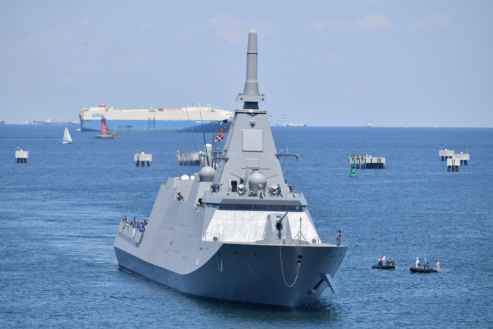 A Mogami class frigate at sea