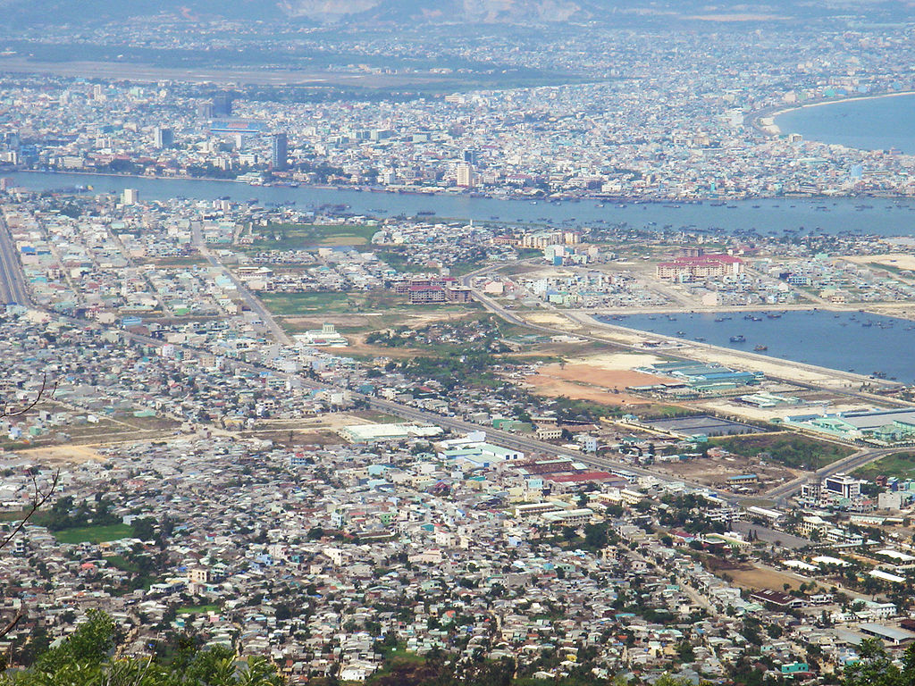 1024px Da Nang view from top of Son Tra