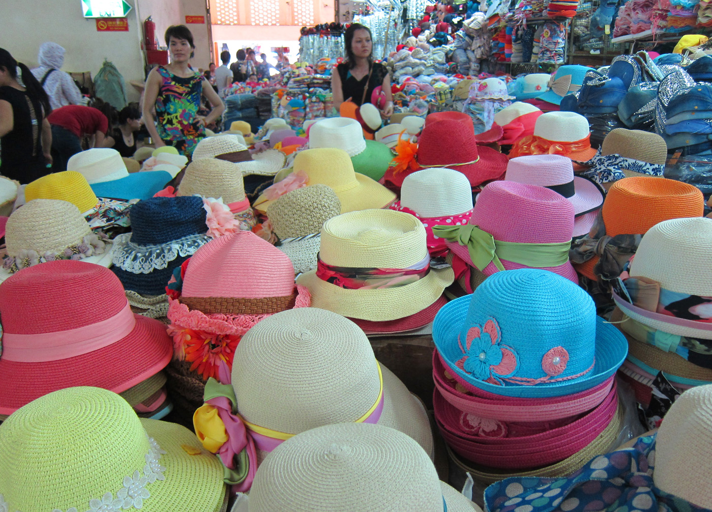 Hats2 dong xuan market hats jk vietnam 1