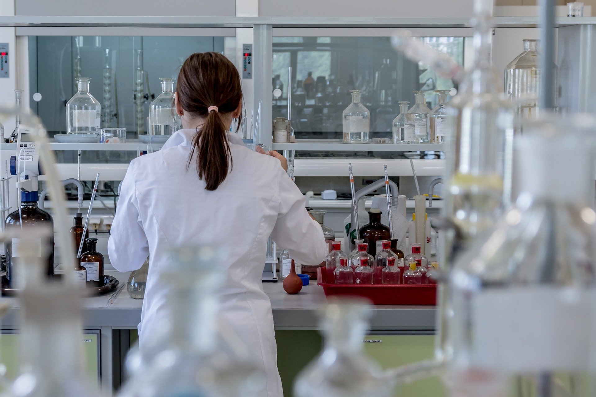 Laboratory medical testing PHOTO Michal Jarmoluk2