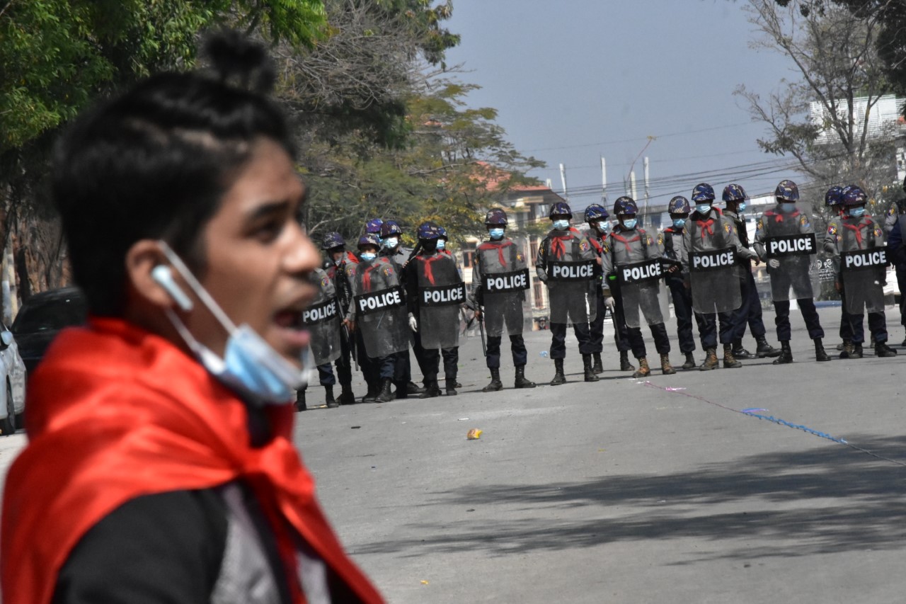 Myanmar police