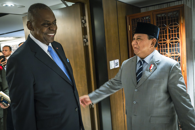 Lloyd Austin(l) and Subianto Probowo, Singapore 2024