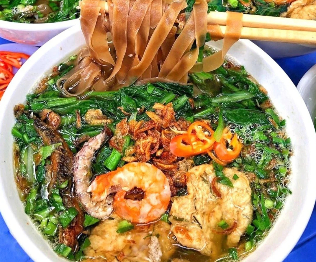 Bánh Đa Cua (crab)